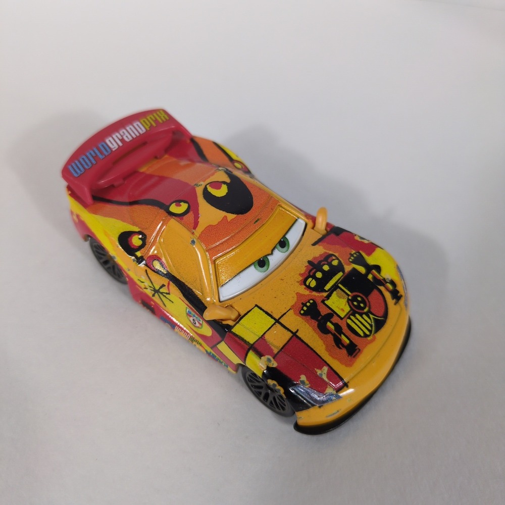 Disney Pixar Cars Miguel Camino World Grand Prix Mattel Diecast 1:55 Scale CDP18
